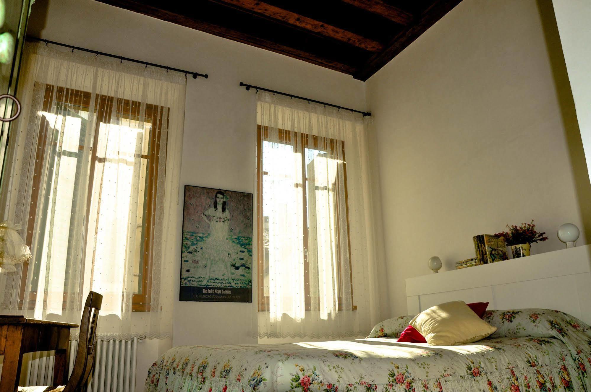 Piazza Erbe Suites Verona Exterior foto